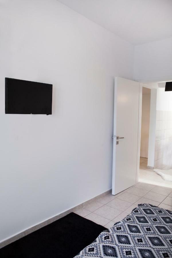 Best Located Executive Apartment In Maroussi. Αθήνα Εξωτερικό φωτογραφία