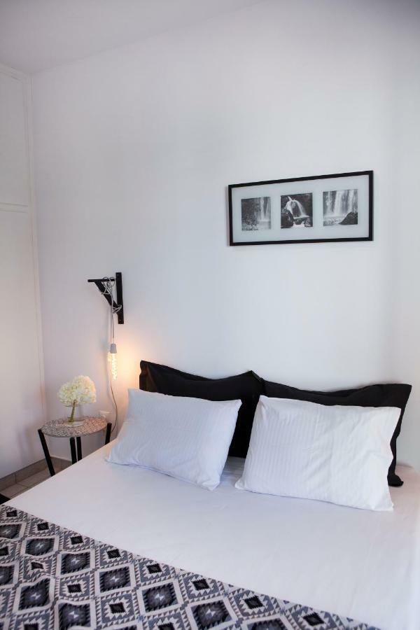 Best Located Executive Apartment In Maroussi. Αθήνα Εξωτερικό φωτογραφία