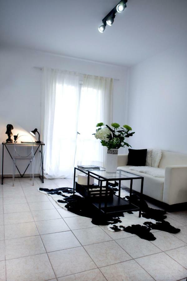 Best Located Executive Apartment In Maroussi. Αθήνα Εξωτερικό φωτογραφία
